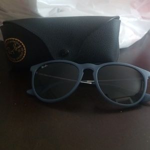 👉SOLD👈Ray-ban Erika sunglasses